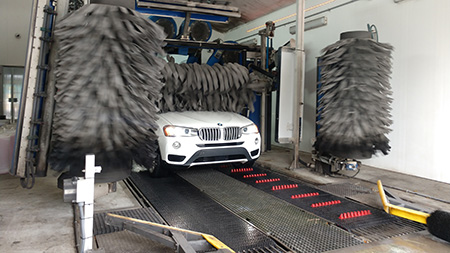 MCE Car Wash Conveyor Smooth Performance MCE Car Wash Conveyor Smooth Performance